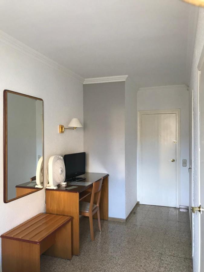 Hostal Can Pou Vidreres Exterior photo